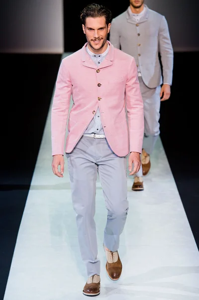 Look 29